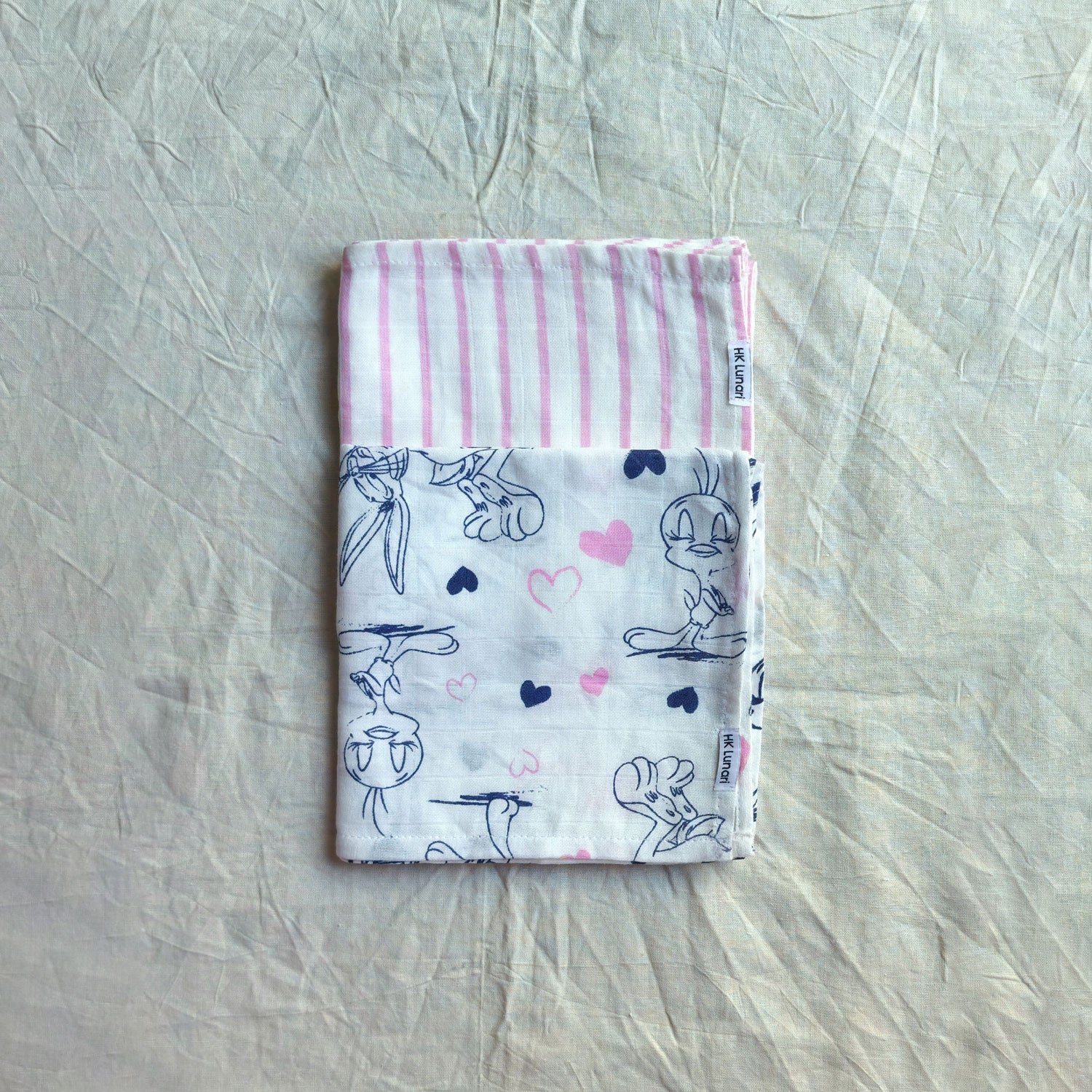 Muslin Swaddle Sheets – Tweety Print & Pink