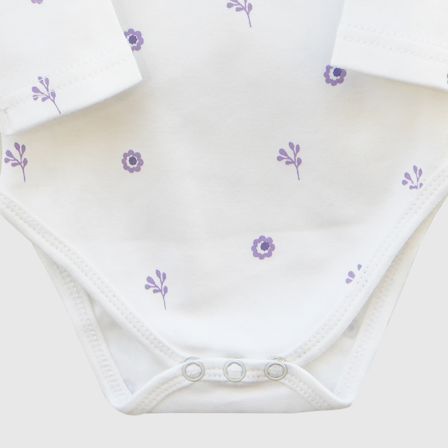 Newborn Gift Set – Lilac Flower (4-Piece Cotton Set)