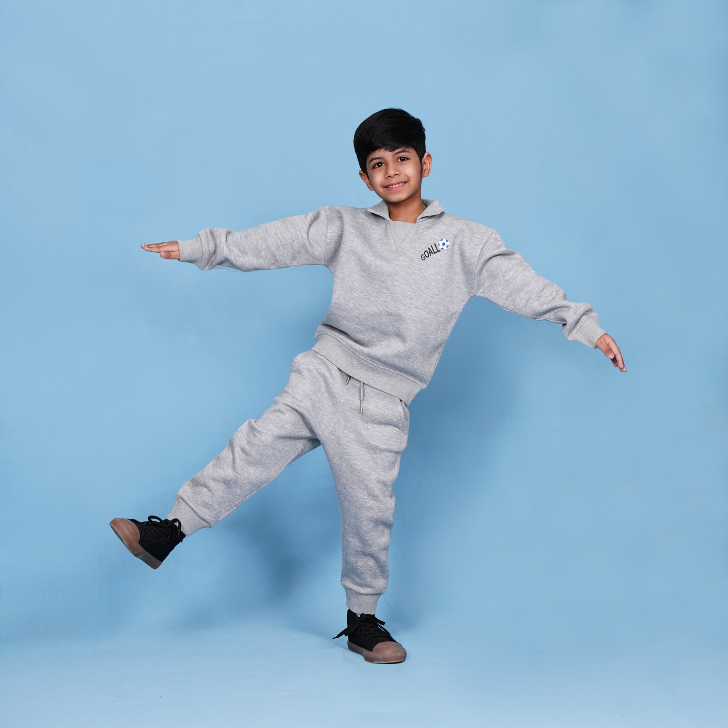 Gray Fleece Collar Set – Playtime Cozy Edit